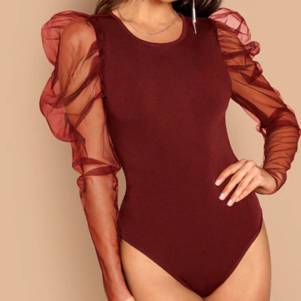 Pouf sleeve body suit